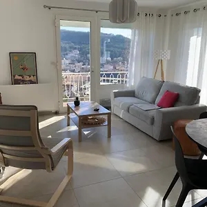 https://t4-vue-imprenable-montagnes-et-ville.fr-provencehotel.com